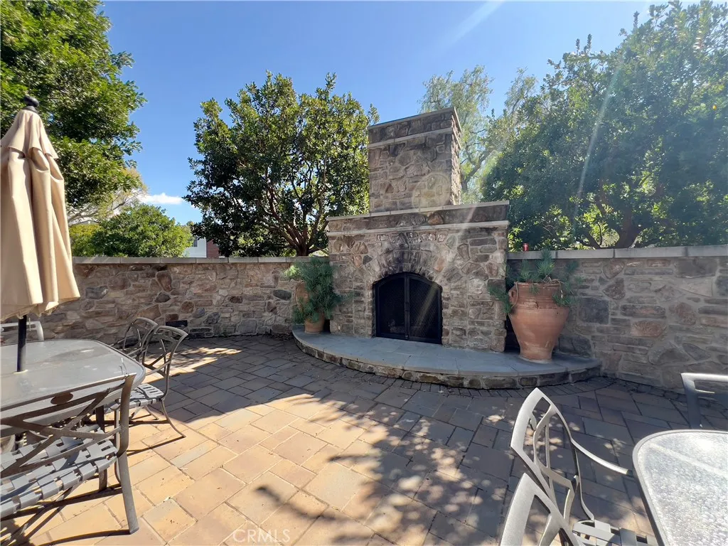 Irvine, California 92606, United States, 4 Bedrooms Bedrooms, ,4 BathroomsBathrooms,Residential,Active,80987