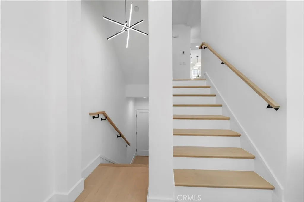 Irvine, California 92606, United States, 4 Bedrooms Bedrooms, ,4 BathroomsBathrooms,Residential,Active,80987