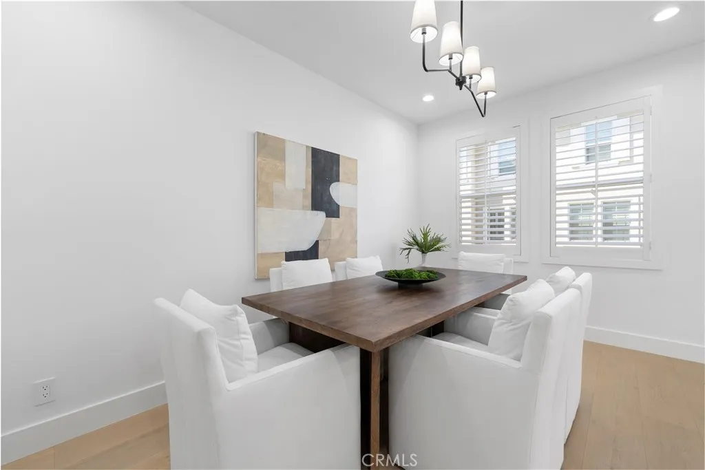 Irvine, California 92606, United States, 4 Bedrooms Bedrooms, ,4 BathroomsBathrooms,Residential,Active,80987