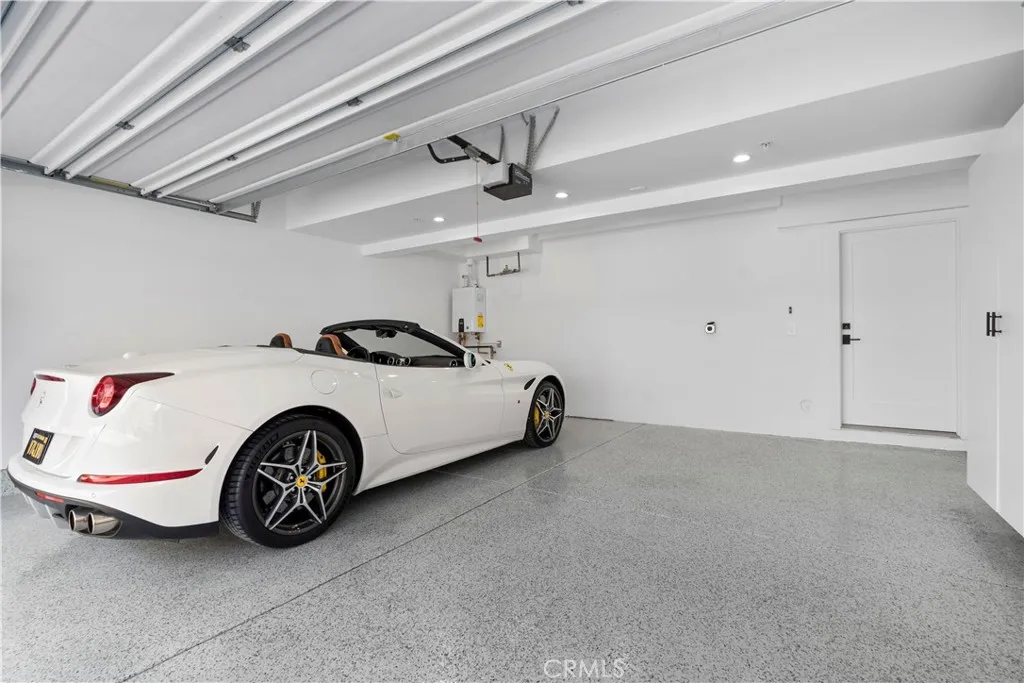 Irvine, California 92606, United States, 4 Bedrooms Bedrooms, ,4 BathroomsBathrooms,Residential,Active,80987