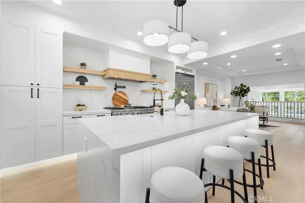 Irvine, California 92606, United States, 4 Bedrooms Bedrooms, ,4 BathroomsBathrooms,Residential,Active,80987