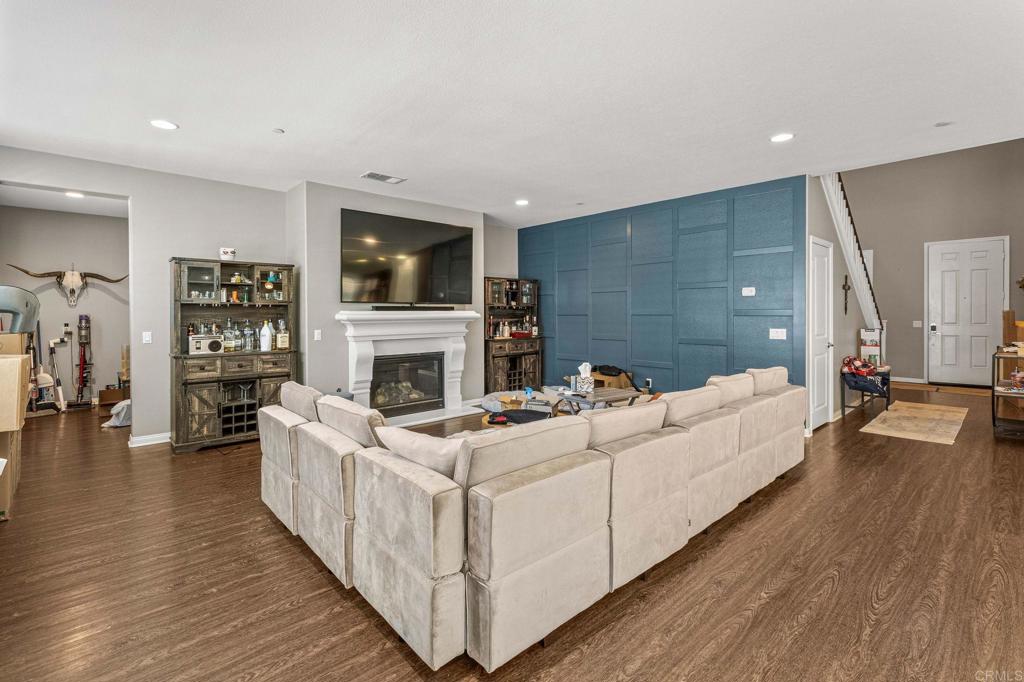 24853 Rainbarrel Road