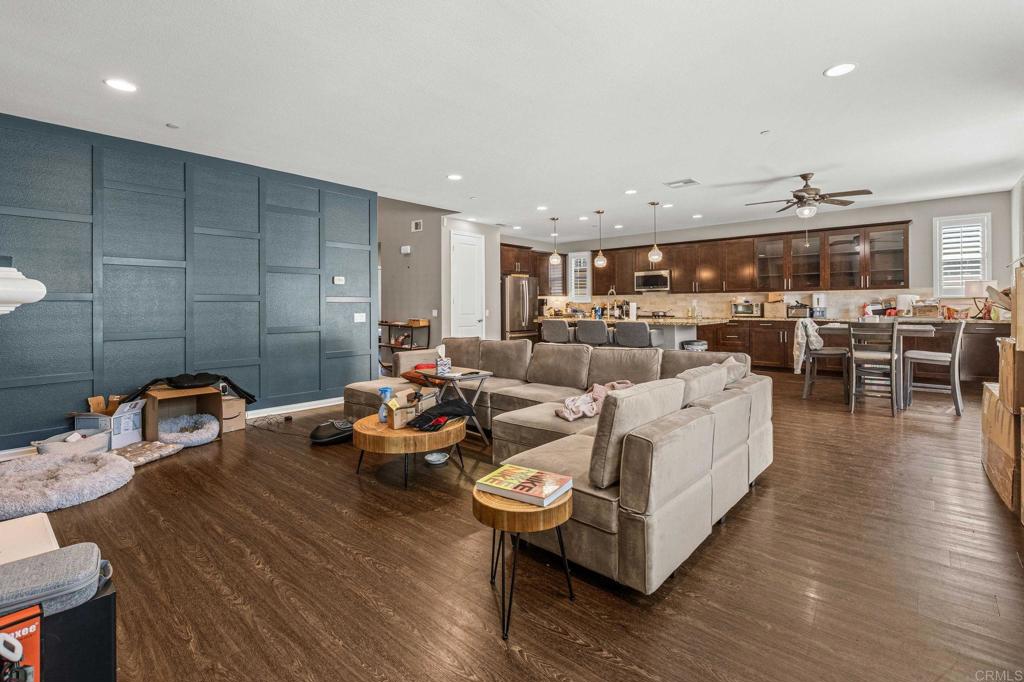 24853 Rainbarrel Road