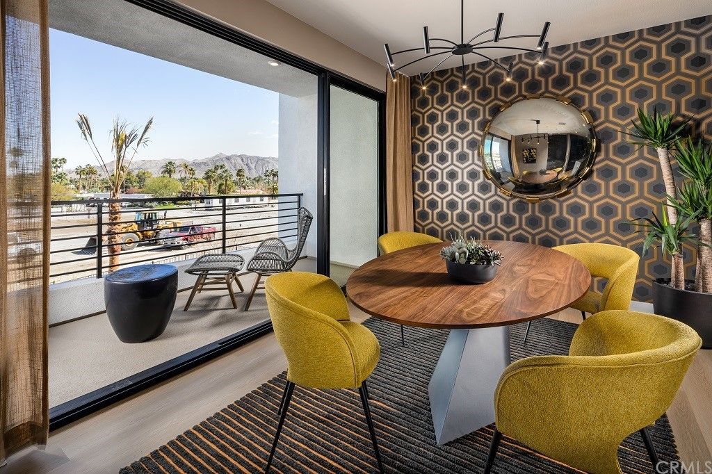 listing image 130724566025527131497