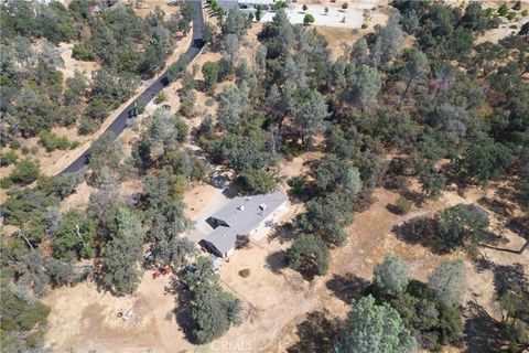 A home in North Fork