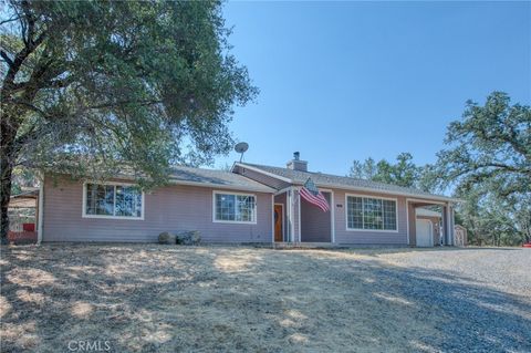 A home in North Fork