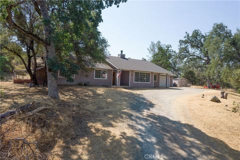 A home in North Fork