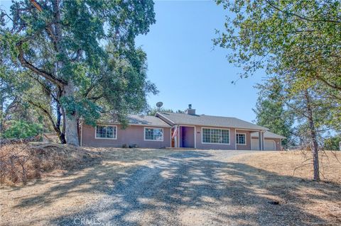 A home in North Fork