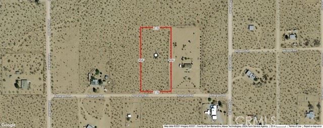 Attention builders and investors. Beautiful south facing lot in popular and growing Landers. With clear desert views and clear starlit nights, located less than 25 minutes from downtown Joshua Tree. Dramatic view of Goat Mountain and a short distance to Giant Rock and Integratron in Landers. Power and water available ( in the street--hydrant across the street). Only one street away from paved Reche Road. Seller is a real estate broker and has several other listings in the area.