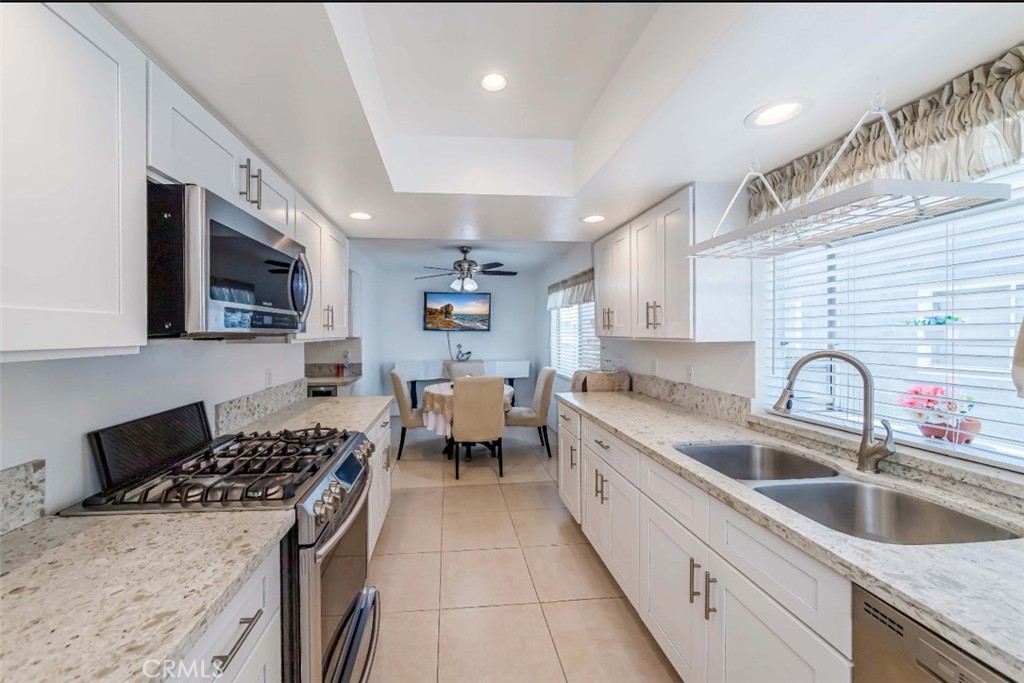 1438 Marine Avenue 3