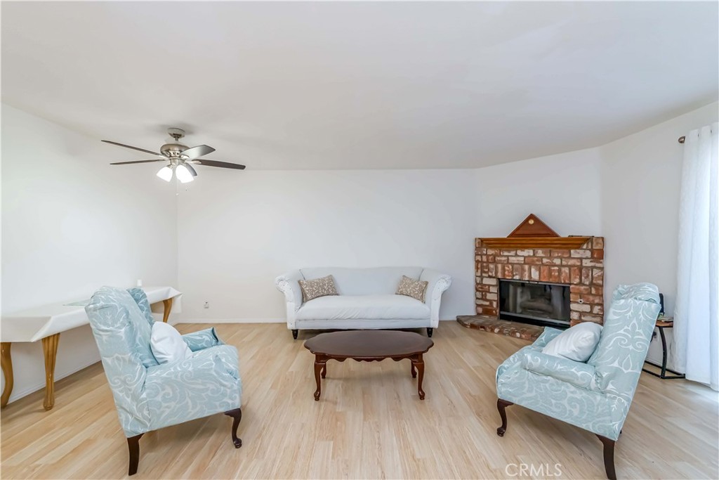 1438 Marine Avenue 3