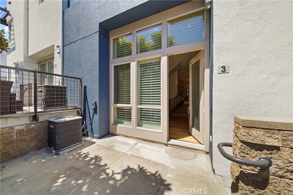 View Hawthorne, CA 90250 townhome