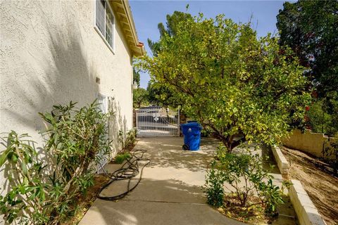 A home in Porter Ranch