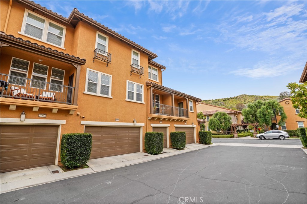 Photo 36 of 40 of 28506 Herrera Street townhome