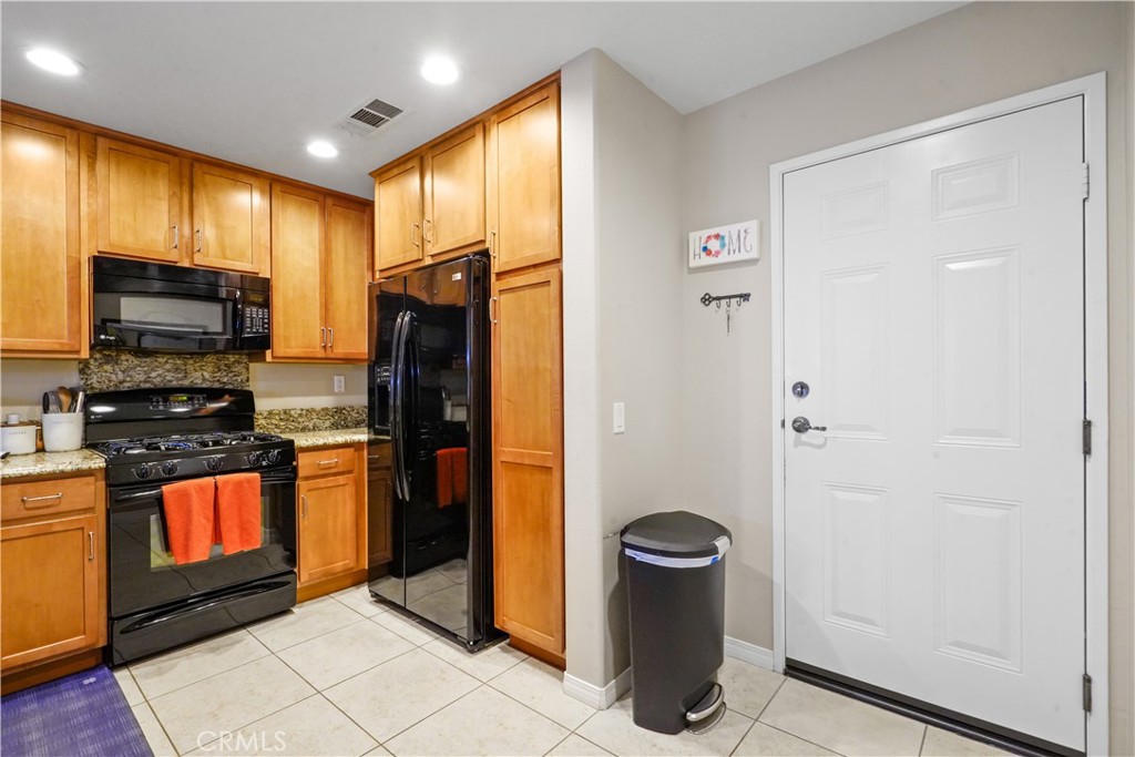 Photo 3 of 40 of 28506 Herrera Street townhome