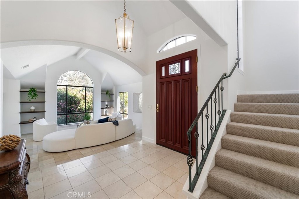 2226 Janis Way