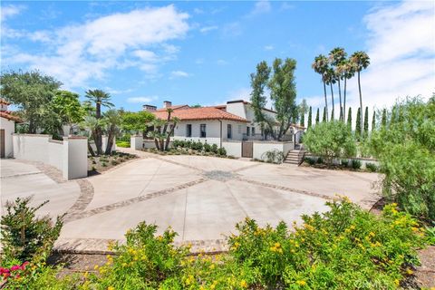 A home in North Tustin