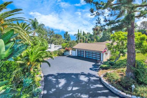 A home in North Tustin