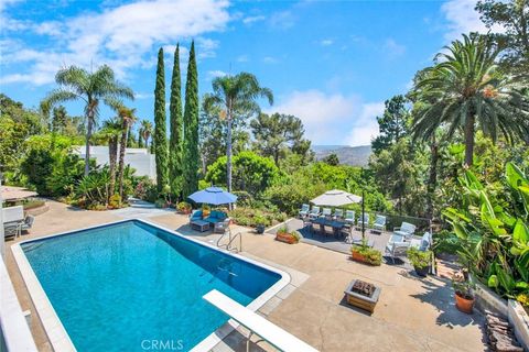 A home in North Tustin