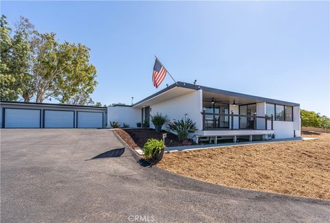 10220 balmoral court riverside ca 92503