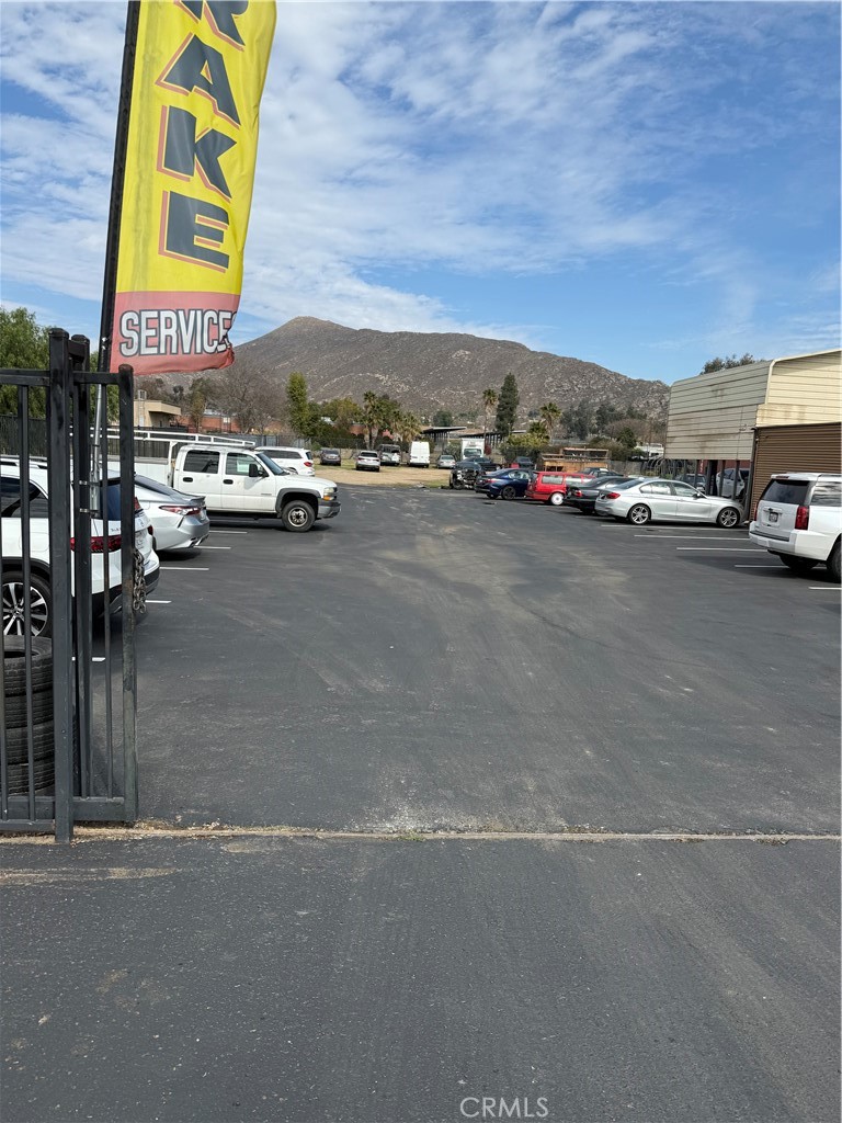 5949 Mission Boulevard