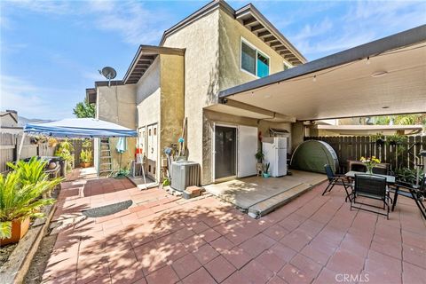 A home in Lake Elsinore