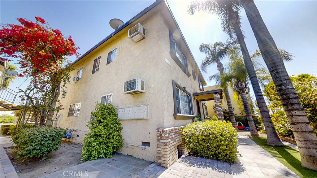 13226 Paxton Street