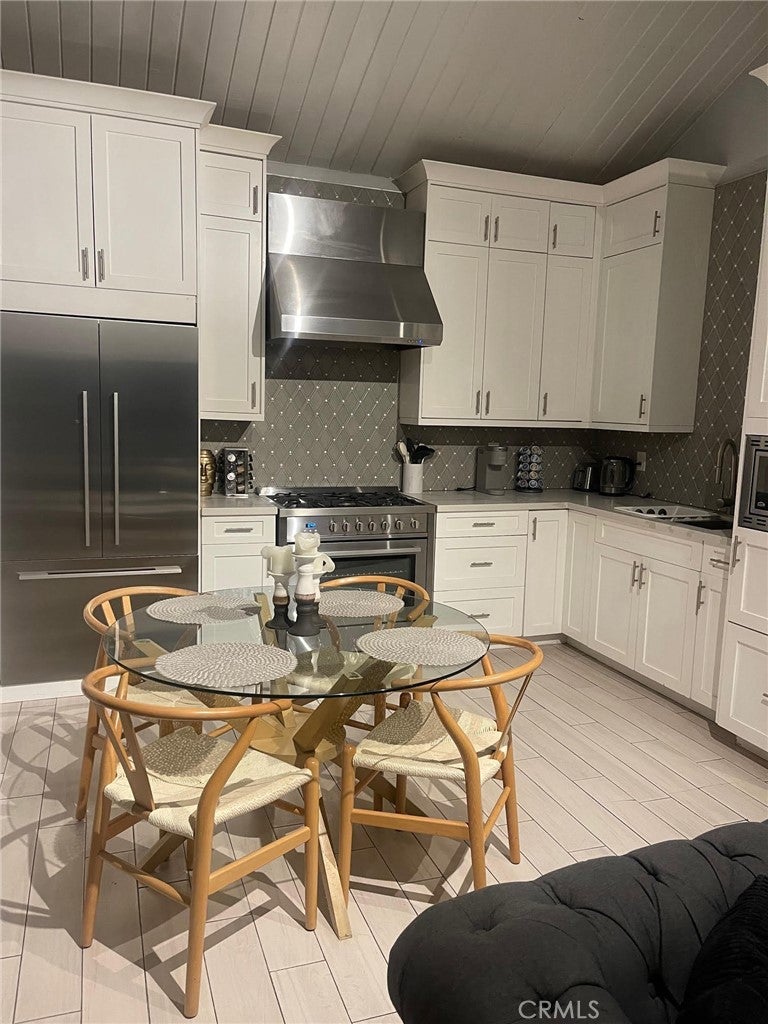Photo of 8357 Yucca Trail, Los Angeles, CA 90046 (MLS # DW25047931)