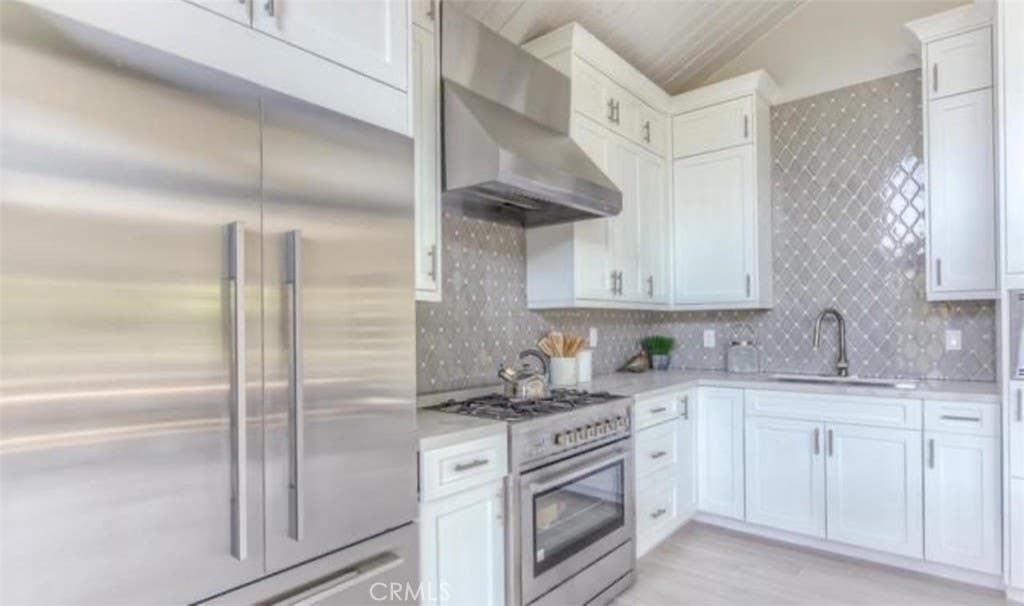 Photo of 8357 Yucca Trail, Los Angeles, CA 90046 (MLS # DW25047931)