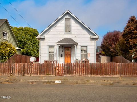 A home in Fort Bragg