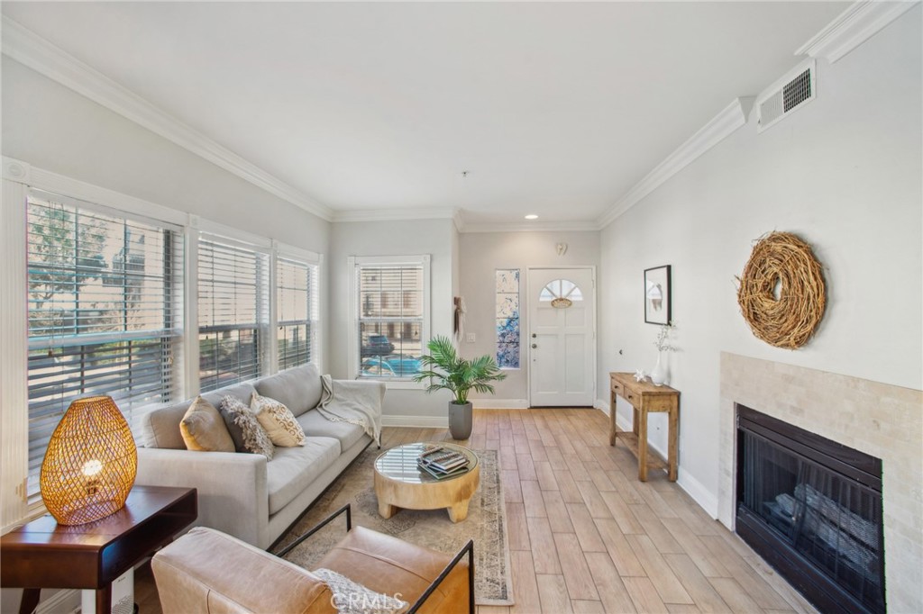 232 Montana Del Lago Drive