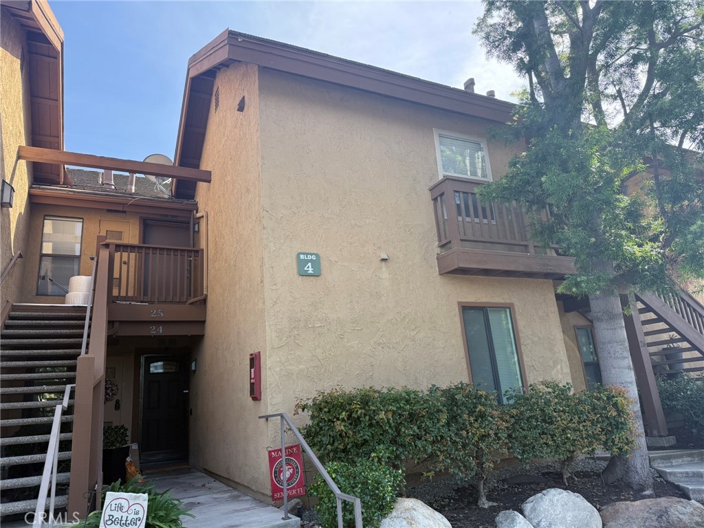 25 Orange Blossom 61