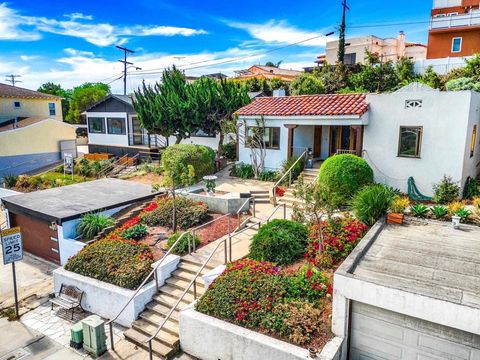 3233 Canon Street San Diego CA 92106