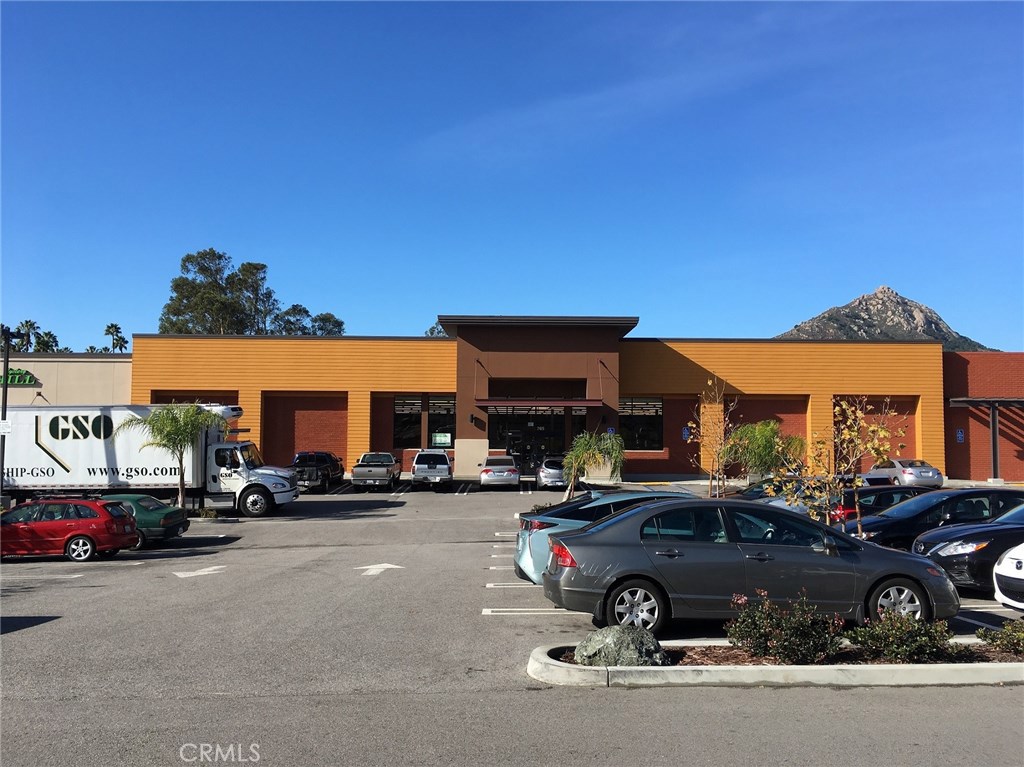 6,000 - 18,036 Square Feet (Landlord will demise the space) --- Unique opportunity to capture an existing drug anchor location with 30+ years of strong sales. In addition, the shopping center recently completed a renovation ($6,000,000+) that positions this location as the prominent shopping center on the north end of San Luis Obispo, including close proximity of California Polytechnic Sate University (“Cal Poly”) with over 20,000 students and faculty. Highway 1 and 101 provide convenient access to all of San Luis Obispo.