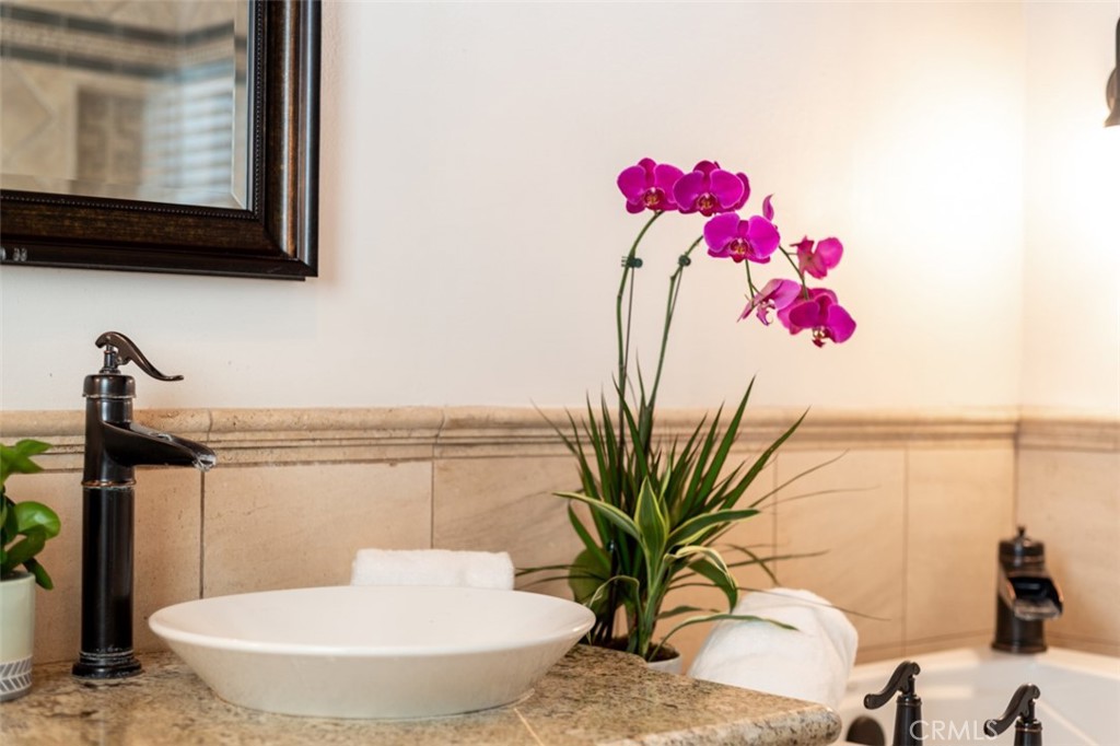 Corona del Mar South of PCH (CDMS) - Residential