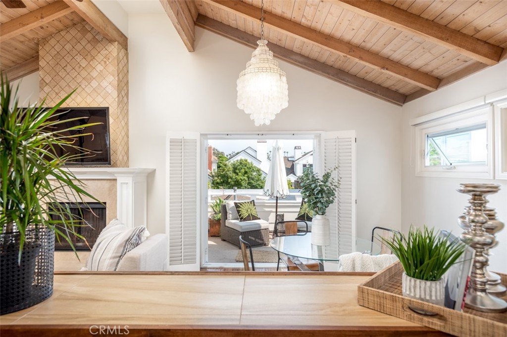 Corona del Mar South of PCH (CDMS) - Residential