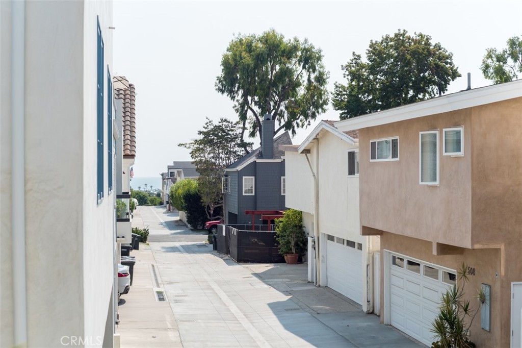 Corona del Mar South of PCH (CDMS) - Residential