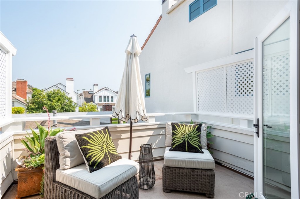 Corona del Mar South of PCH (CDMS) - Residential