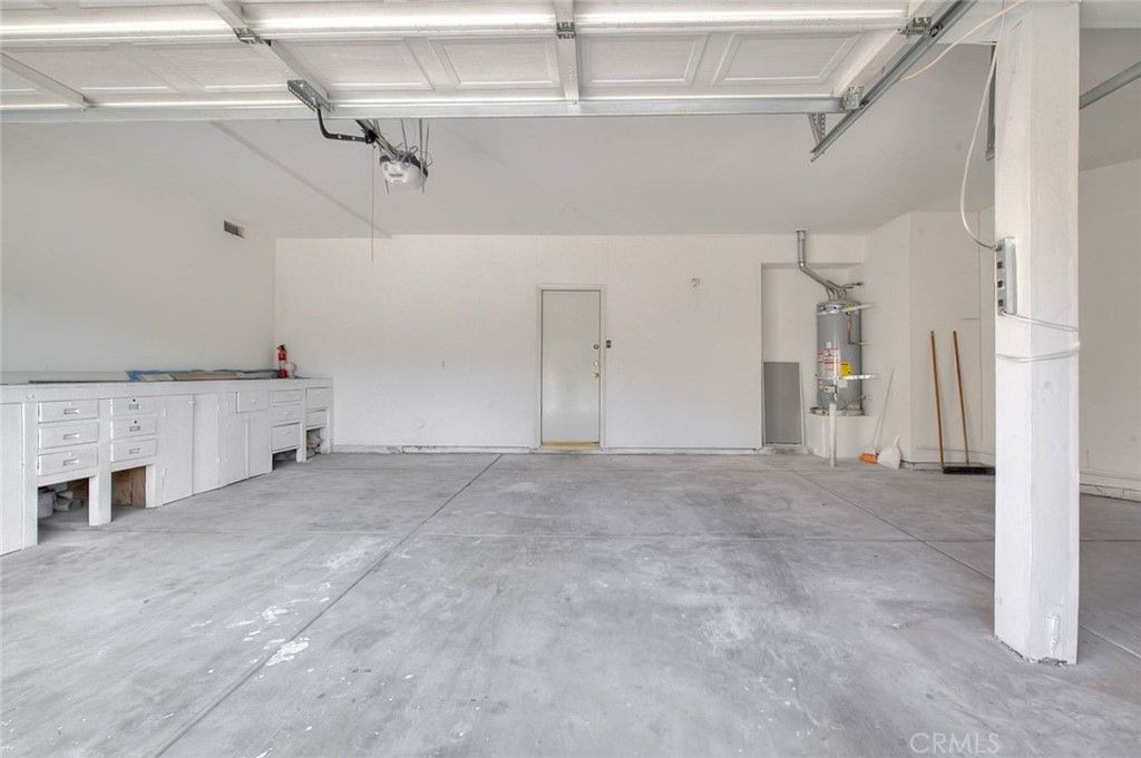listing image 130724247828400745331