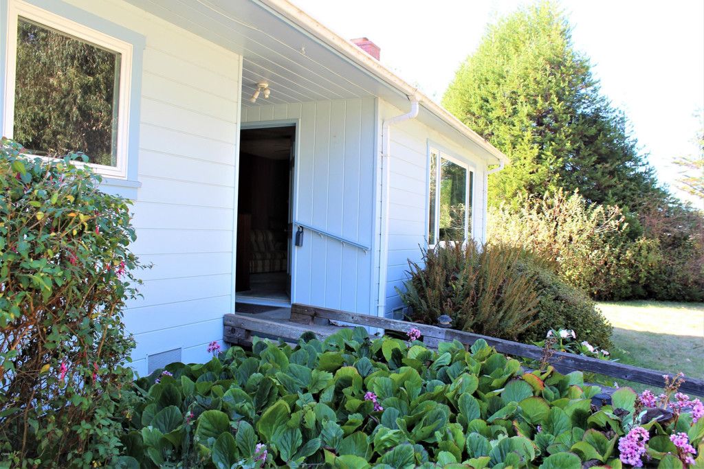 listing image 130722889760302596189
