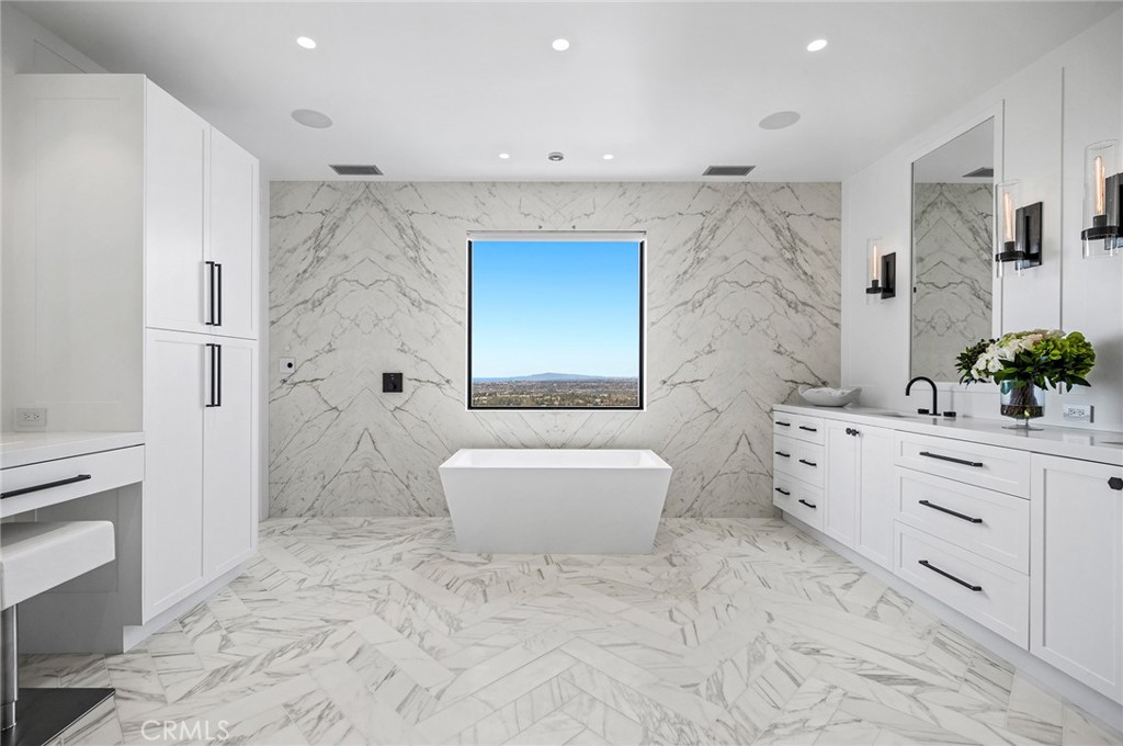 Harbor Ridge Custom (HRCS) - Residential