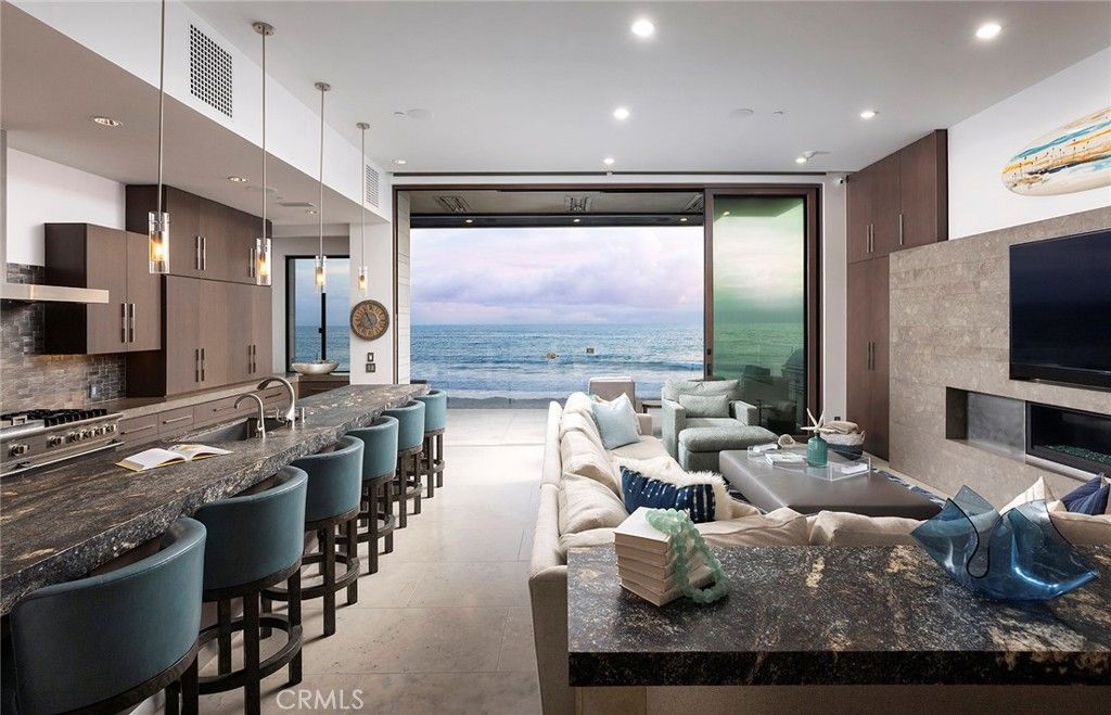 listing image 130720971930633892612