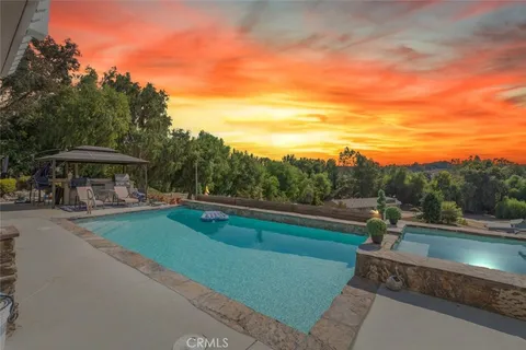 33135 Vino Way, Temecula, CA 92591 - MLS#: SW24207817