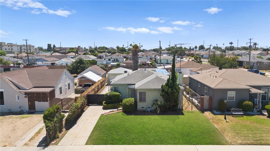 View Los Angeles, CA 90044 house