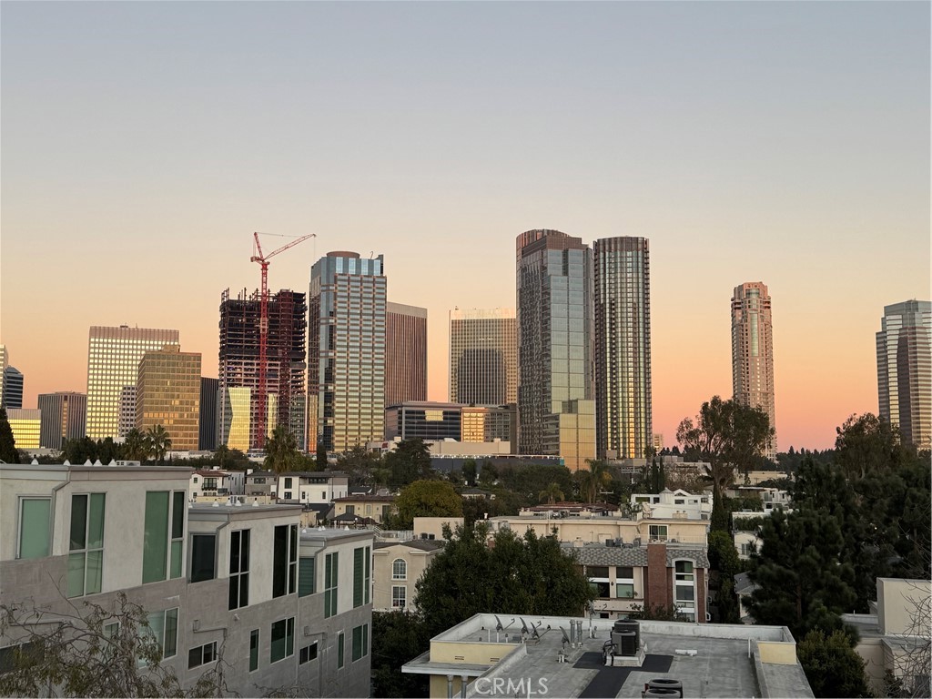 1839 Pandora Avenue Penthouse