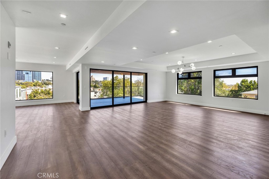 1839 Pandora Avenue Penthouse