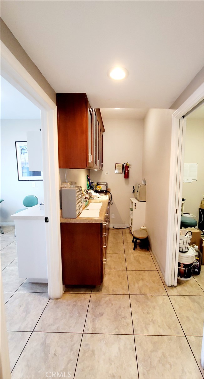 3840 Woodruff Avenue 205