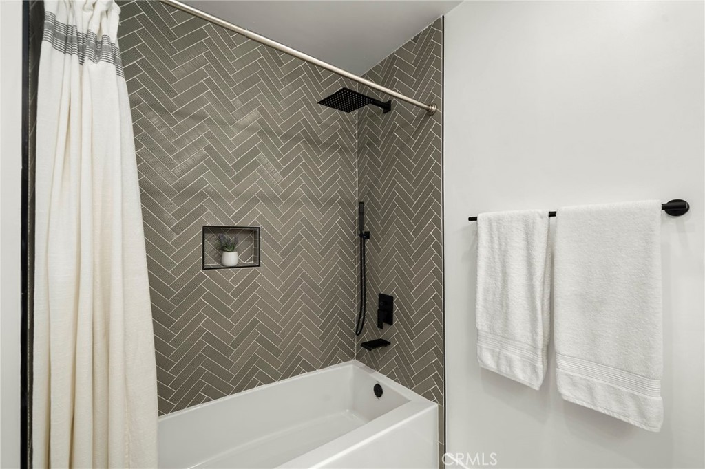 Whitehall (by The Sea) (WHIT) - Residential