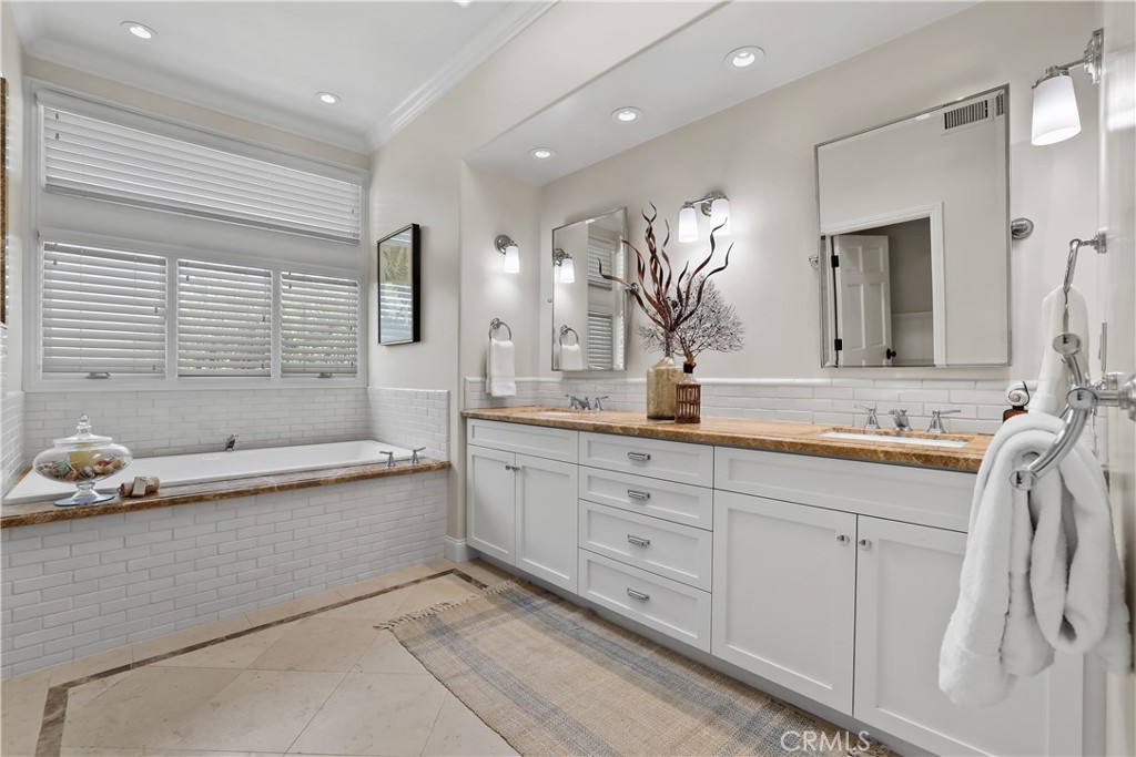 Harbor View Homes (HVHM) - Residential Lease