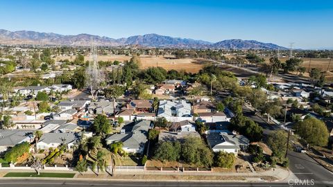 A home in Mission Hills (San Fernando)